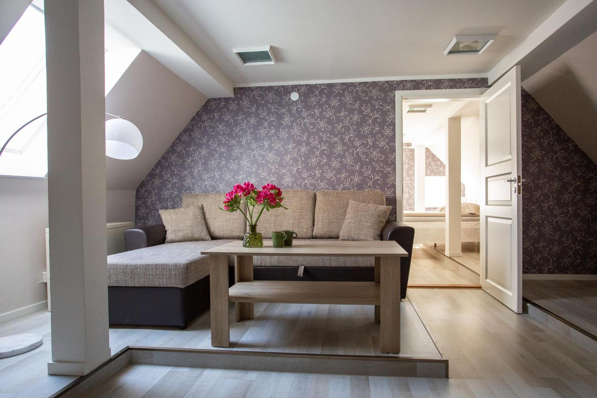 Suviste Guesthouse Kuressaare Exteriér fotografie