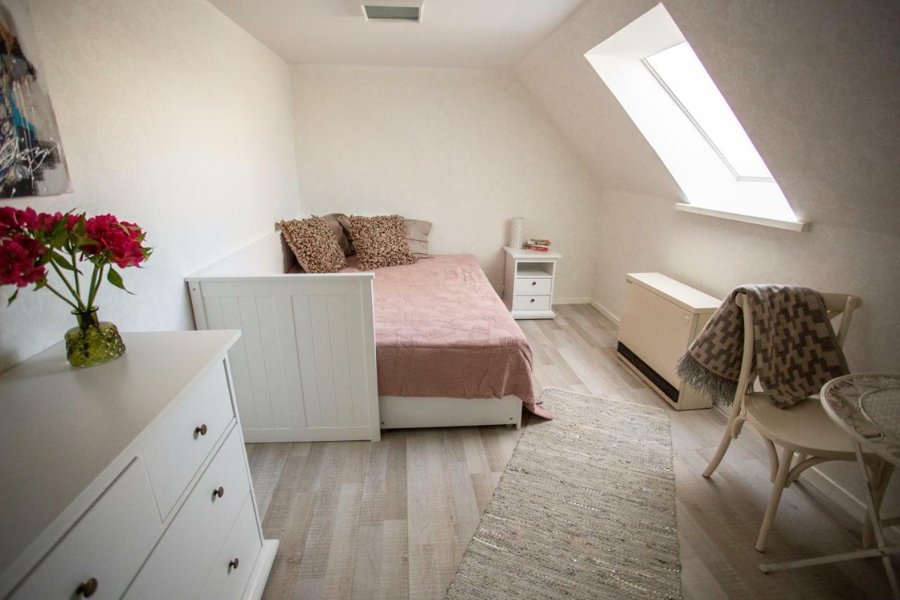 Suviste Guesthouse Kuressaare Exteriér fotografie